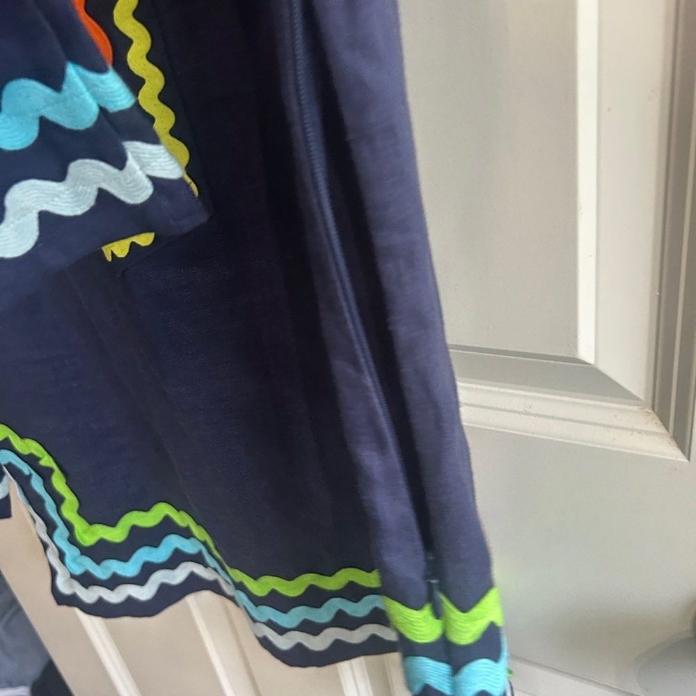 Like new linen Sail to Sable Navy Tunic with Colorful Ric Rac detailing. Size XS - Picture 5 of 12